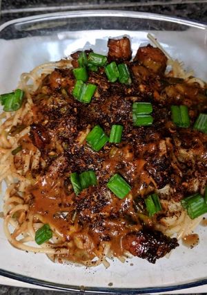 A picture of Szechwan Noodles.
