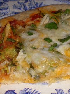 Una foto de Pizza de aguacate