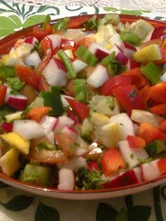 A picture of Arabic Salad.
