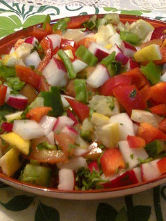 A picture of Arabic Salad.