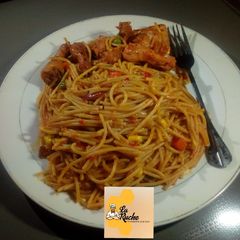 A picture of Mixed veggie Spaghetti and Sauté Chicken.
