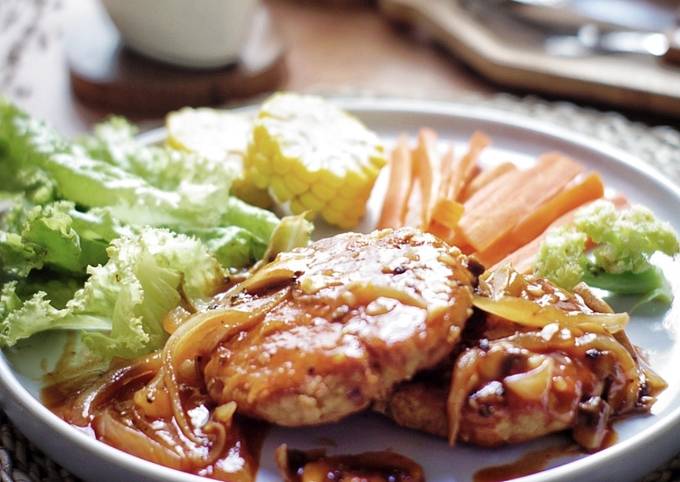 #18.Steak TEMPE_Vegetarian Steak with Blackpaper sauce👩‍🍳