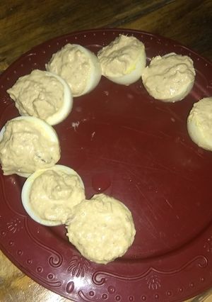Una foto de Huevos rellenos