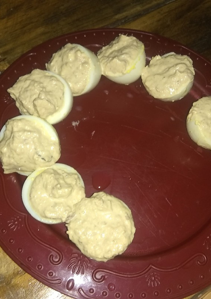 Una foto de Huevos rellenos