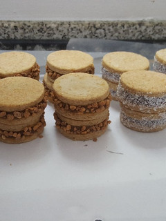 Una foto de Alfajores saludables