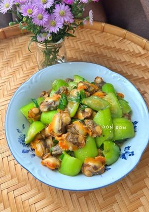 Hình của món Sò Lông Xào Mướp Hương.