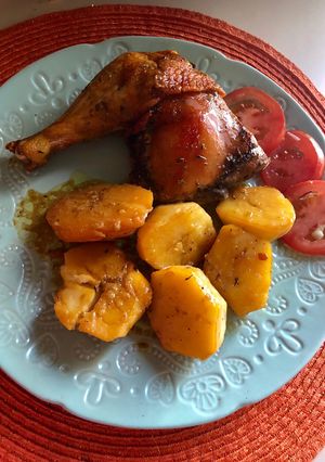 Una foto de Pollo al Horno con Papas