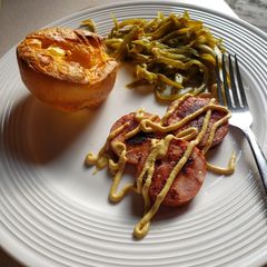 A picture of Mock UK dinner.