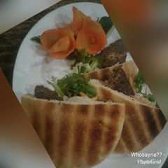 A picture of Whosayna’s Donner Kebabs.