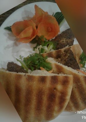 A picture of Whosayna’s Donner Kebabs.