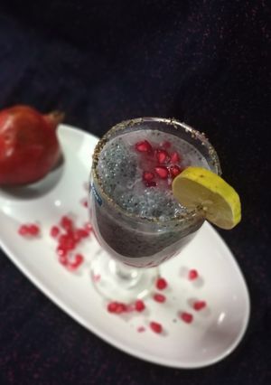 A picture of Pomegranate  sabza sharbat.