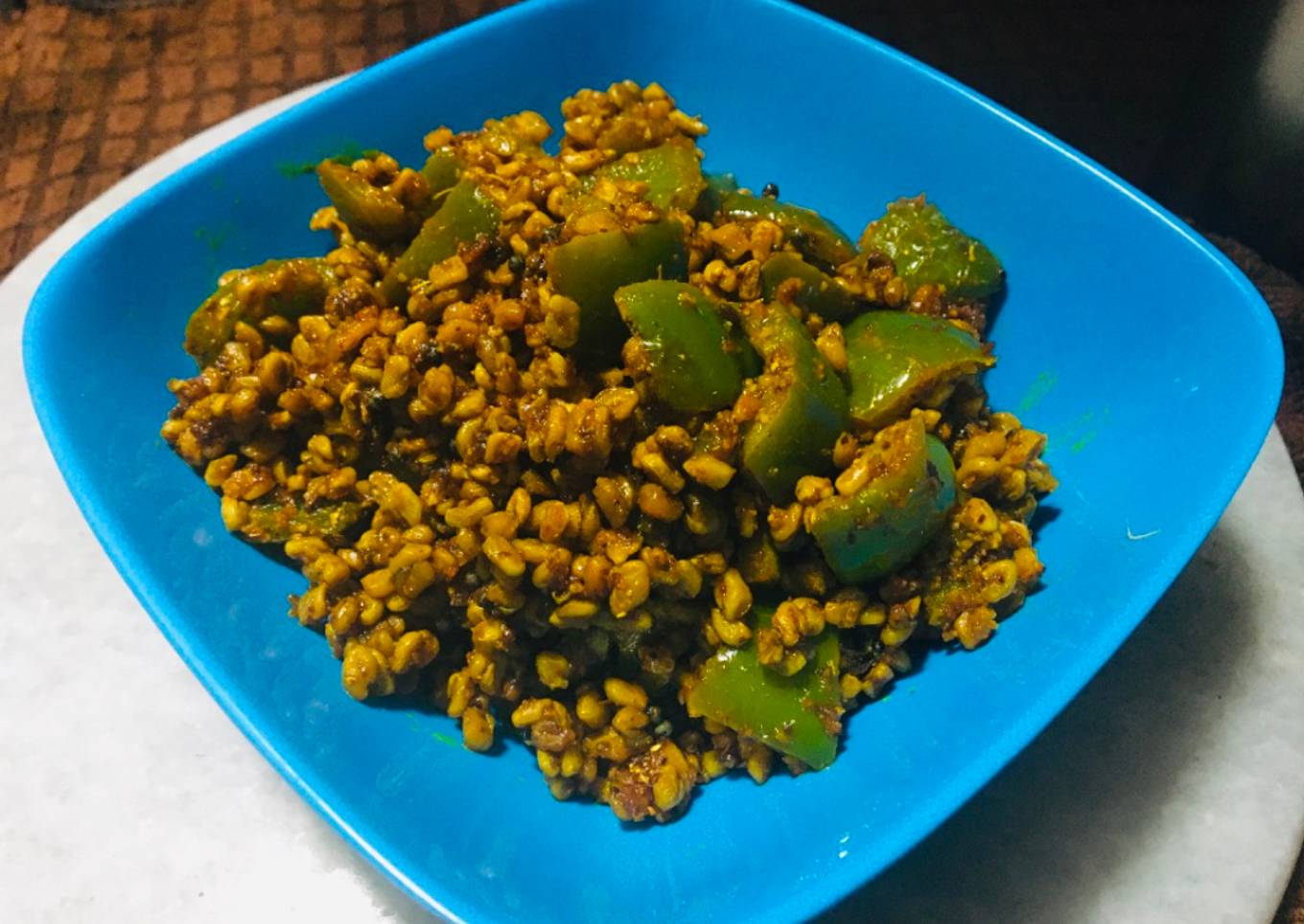 Capsicum methi dana