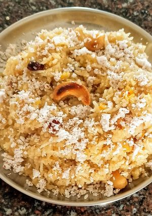 नारळीभात (narali bhaat recipe in marathi) रेसिपी चे मुख्य फोटो