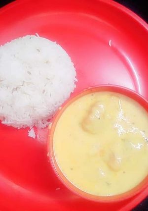 बेसन कढ़ी पकौड़ा(besan kadhi pakoda recipe in hindi) रेसिपी मुख्य फोटो