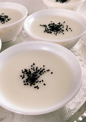 عکسی از دستور فرنى با نشاسته گل