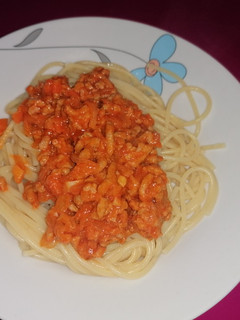 Una foto de Espaguetis con salsa boloñesa