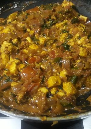 पनीर भुर्जी (paneer bhurji recipe in Hindi) रेसिपी मुख्य फोटो