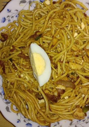 A picture of Egg noodles.
