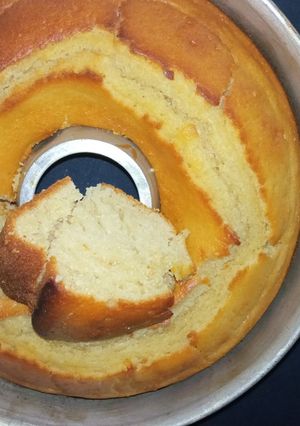 صورة لوصفة كيك يومي بياغورت طبيعي 😋👌 ساهل