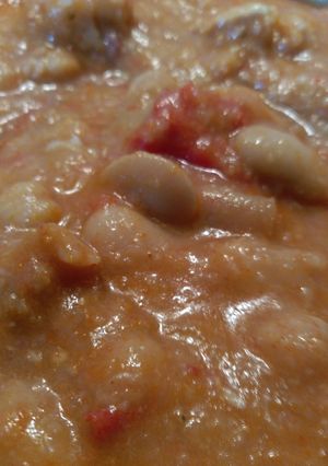 Foto principal de Potaje de garbanzos y habas blancas