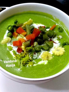 A picture of Cream Of Spinach Soup.