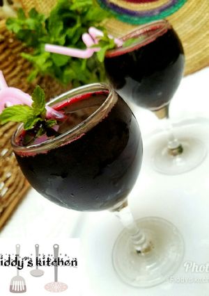 A picture of Special zobo drink🍷🍷.