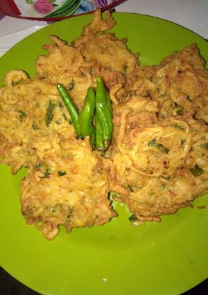 Foto resep Bakwan mie telur