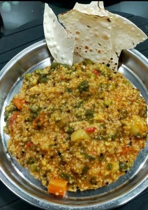 A picture of Multi Grain Healthy Vegetable Khichdi.