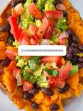Batata Doce recheada com Feijão e Guacamole