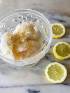 Foto de Gelado de iogurte e limão