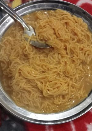 मैगी (maggi recipe in Hindi) रेसिपी मुख्य फोटो