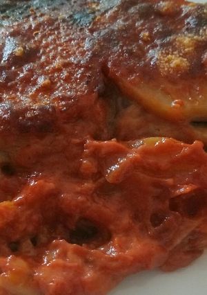 A picture of Parmigiana con patate - classic parmigiana with potatoes.