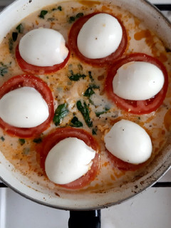 Una foto de Huevos turcos a tu gusto, es increíble este sabor, hazlo!