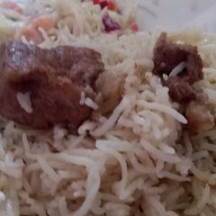 A picture of بیف یخنی پلاؤ.