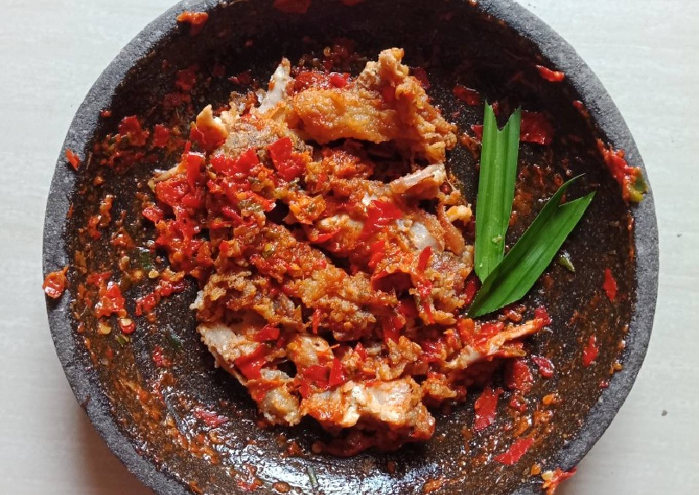 Ayam geprek pedas