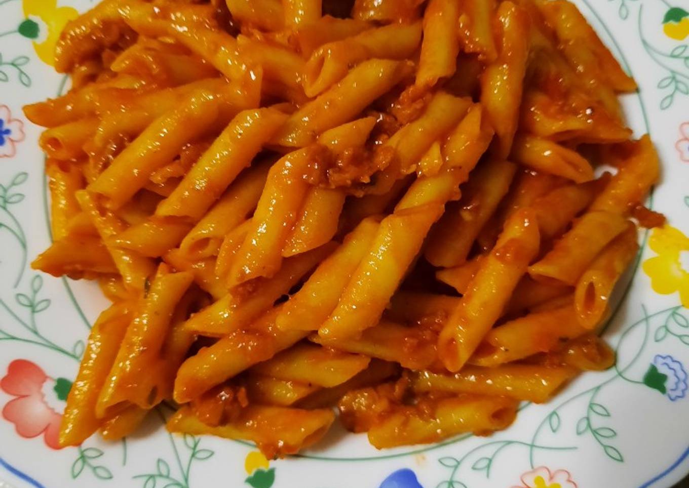 Macarrones con picadillo de Chorizo