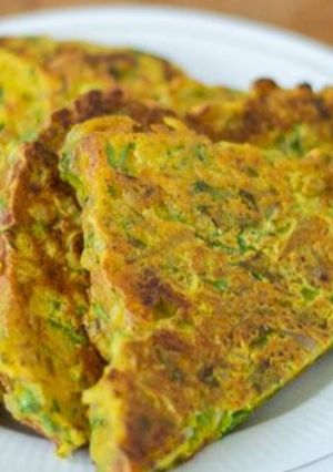 A picture of Bread beasan pakora.