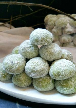 Foto resep Snow Balls Cheesse Pandan Cookies