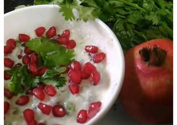 Guide to Prepare Pomegranate salad