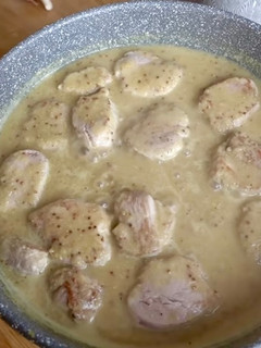 Una foto de Solomillo de cerdo a la mostaza y miel