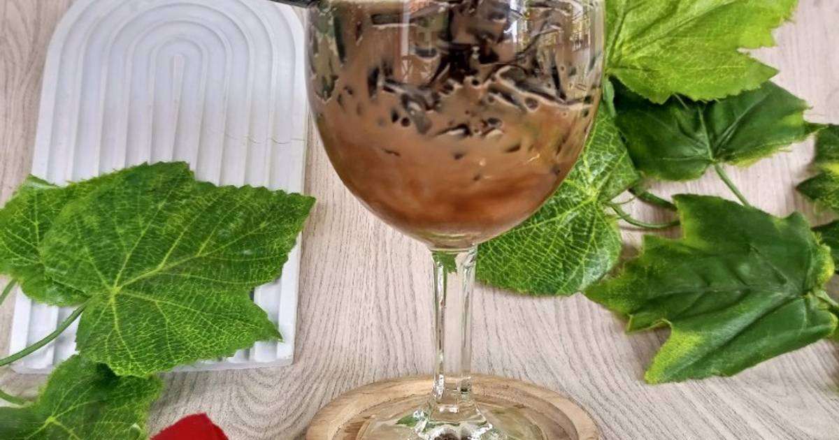 Resep Es Susu Kopi Cincau oleh Indah Tuwiarsih - Cookpad