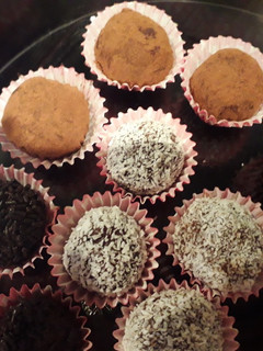 Una foto de Trufas variadas