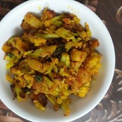 A picture of Aloo Gobi fry.