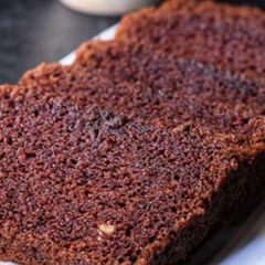 A picture of Eggless chocolate cake using curd.