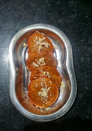 A picture of Dates Banana Malpue.