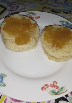 Una foto de Bizcocho de coco rallado en taza saludable