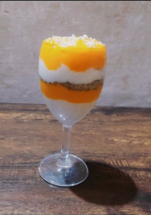 मैंगो मेवा डिलाइट(mango mewa delight recipe in hindi) रेसिपी मुख्य फोटो