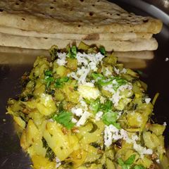 A picture of Fenugreek leaves and potato masala.