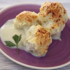 A picture of Cauliflower gratin with healthy béchamel sauce recipe.