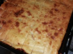 Una foto de Torta licuada de jamón y queso